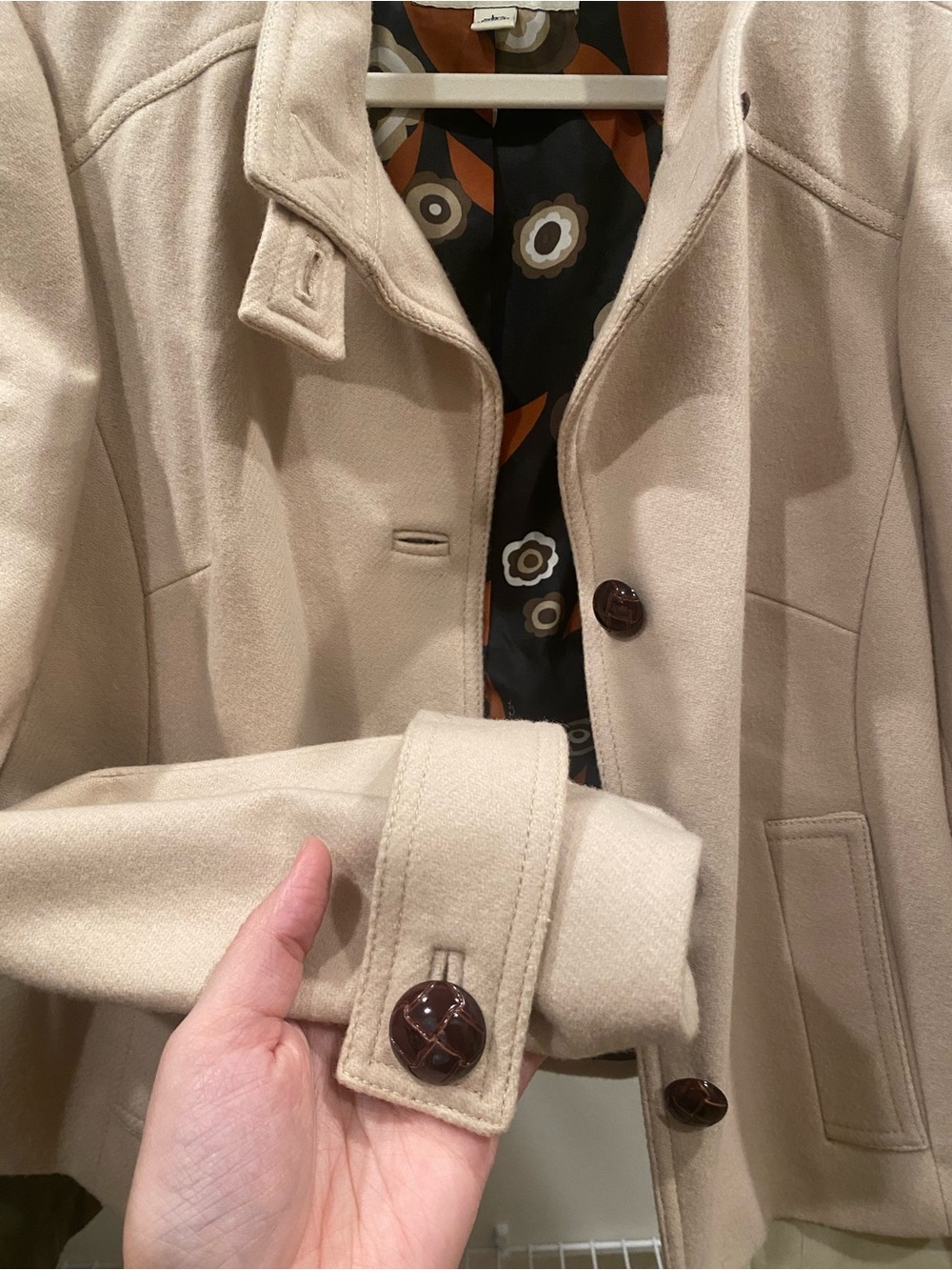 Women’s Banana Republic Beige Wool Jacket in Large with Size 10 Khaki Pant - Picture 2 of 14